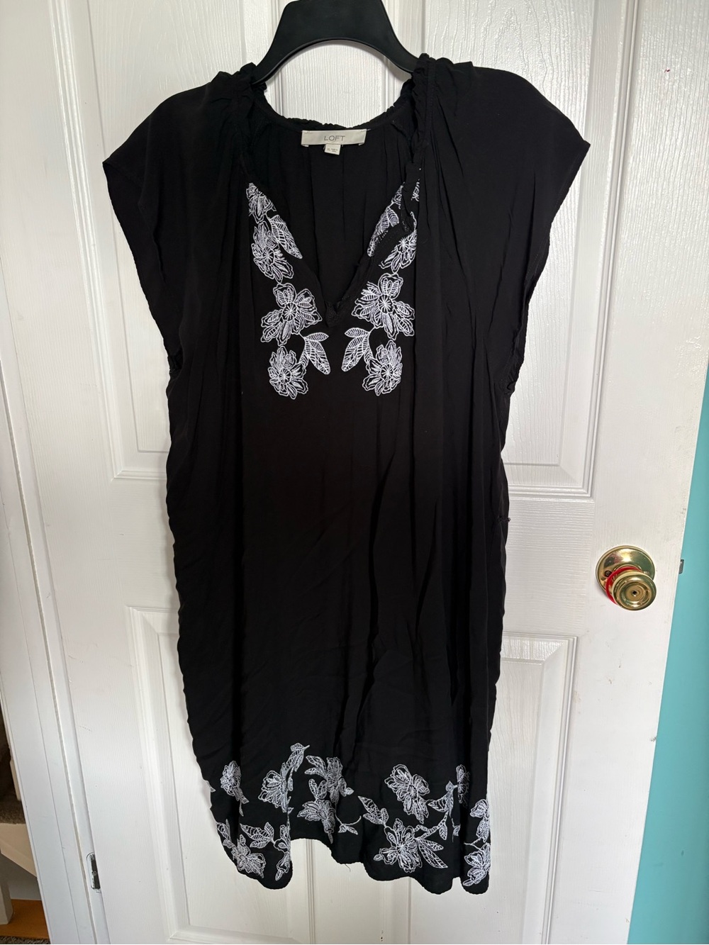 LOFT Black Dress with White Floral Embroidery XL